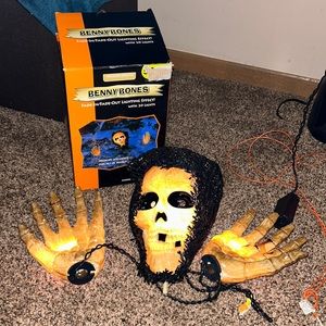 VINTAGE HALLOWEEN Light Up Spooky Indoor/Outdoor Decor Benny Bones 🦴